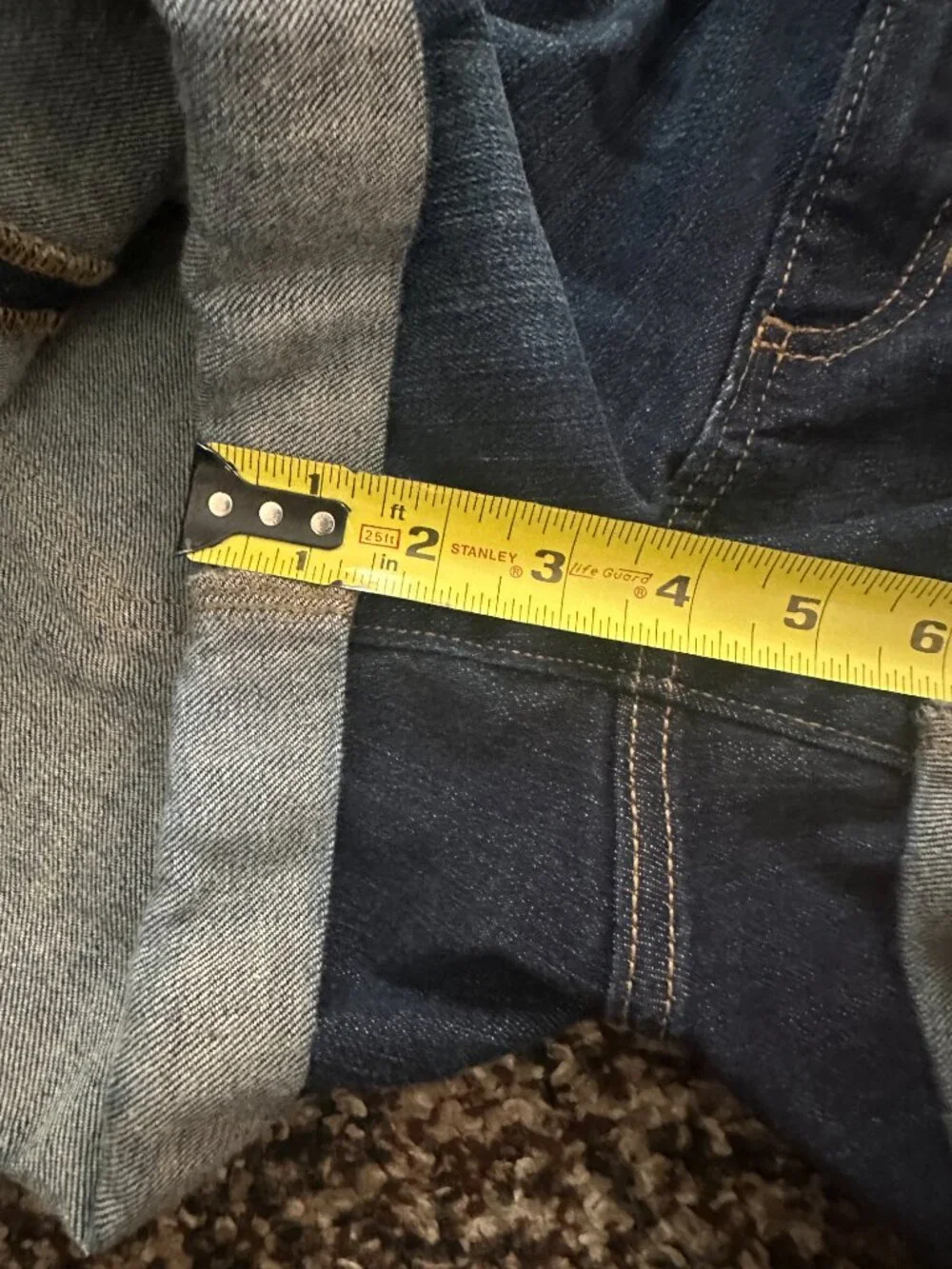 BANANA REPUBLIC (4) Dark Wash Denim Short 3.5